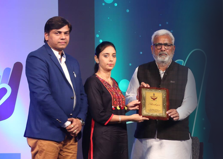 Zee News Awarded Deep Ayurveda