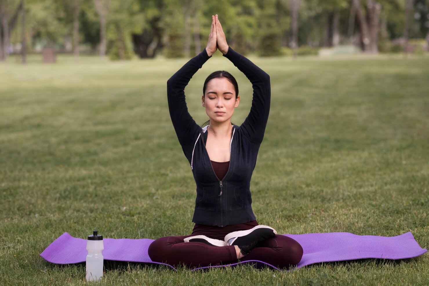 Yoga for Beginners: A Gentle Path to Weight Loss